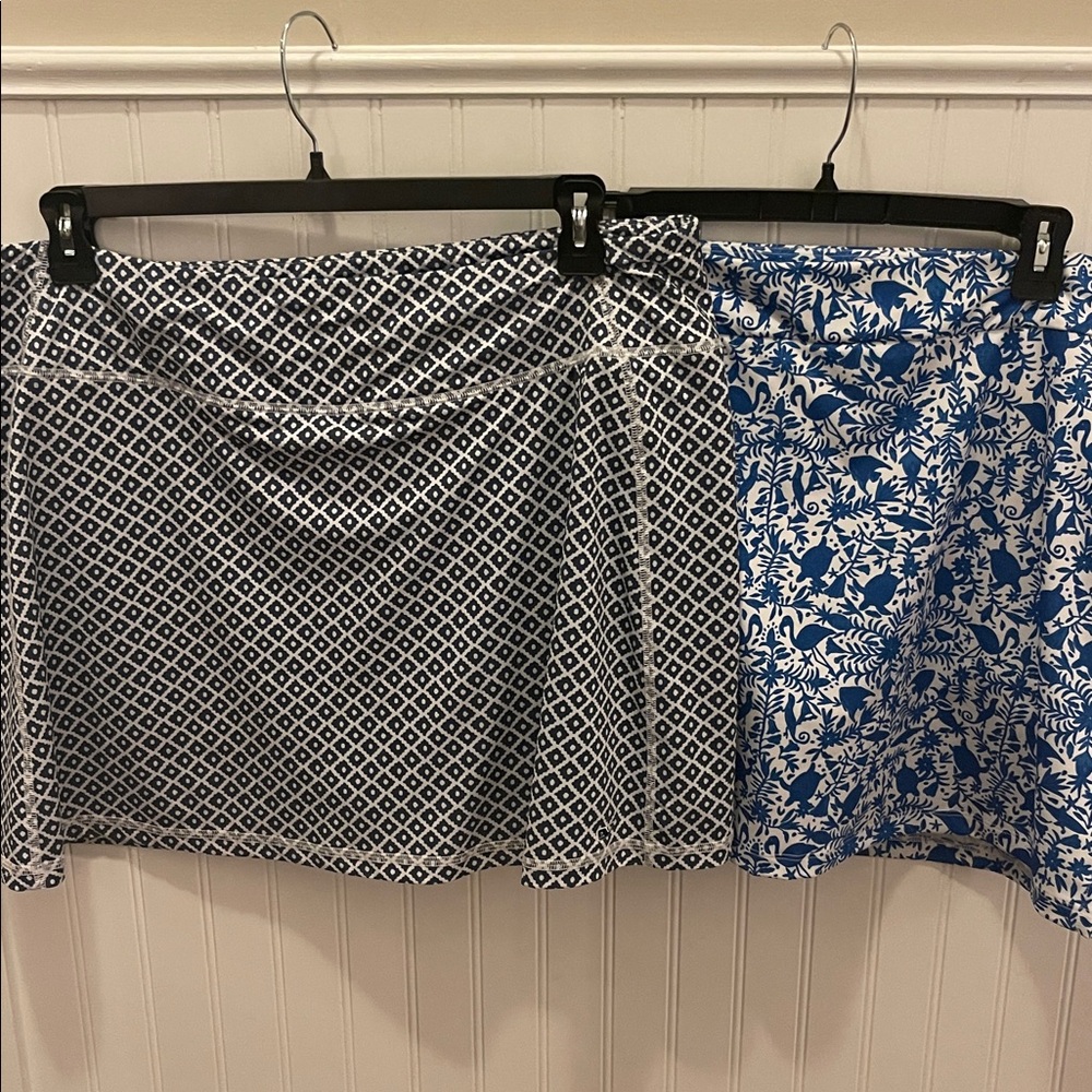 Vineyard Vines Performance Skorts. Excellent condition. Size XL.